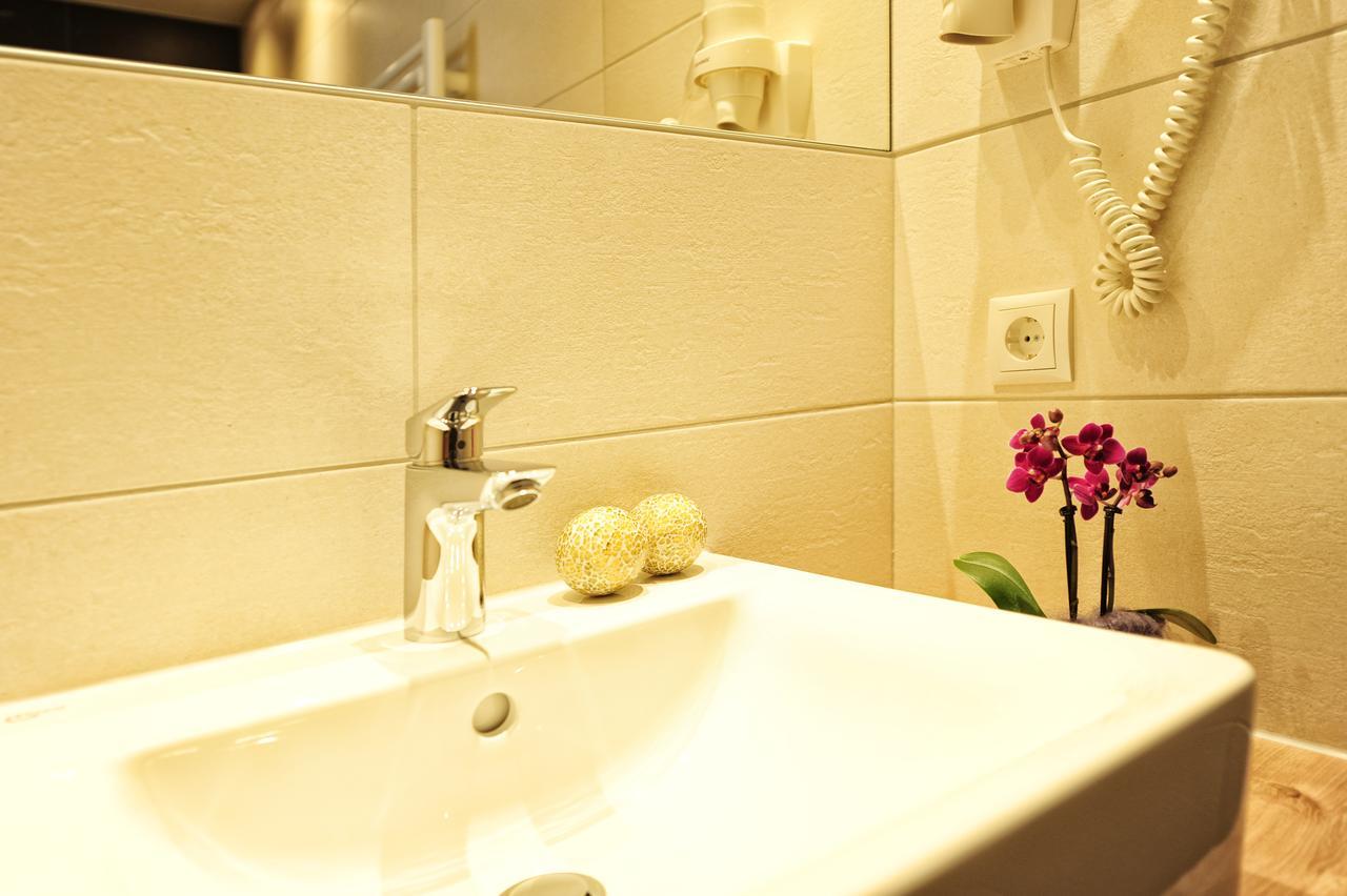 Amaris Apartments 이스크글 외부 사진